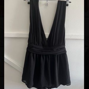 Lulus nice going out top size small